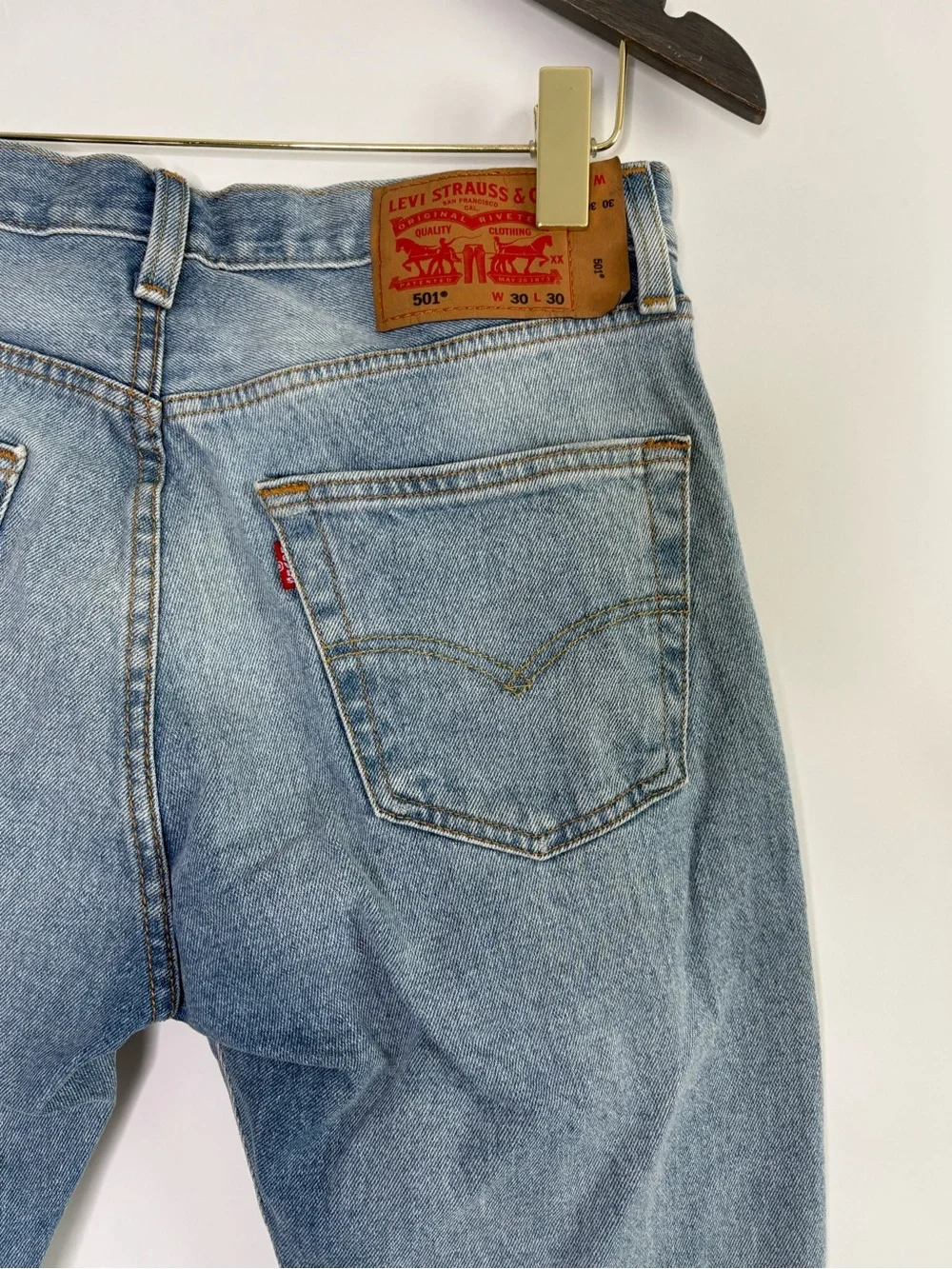 Levi's Mens 30x30 501 Original Fit Distressed Ripped Thrashed Knees Light Jeans